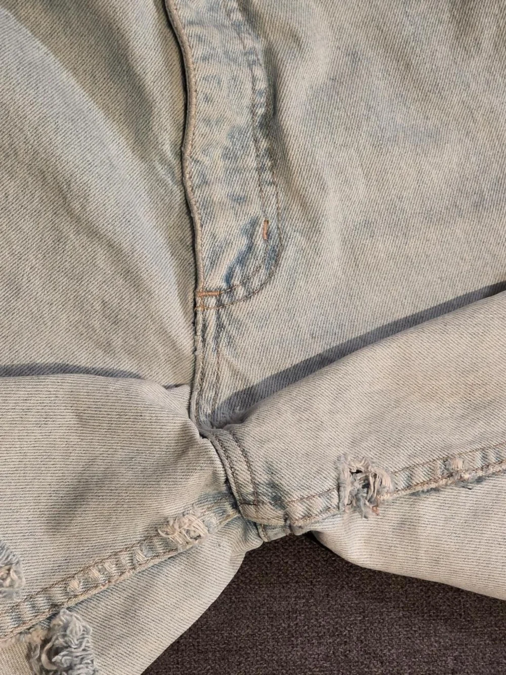 VINTAGE Guess Men's Light Blue Slim Jean Shorts Designed by Georges Marciano